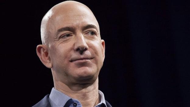 Usa, Jeff Bezos dona 33 milioni di dollari ai Dreamers