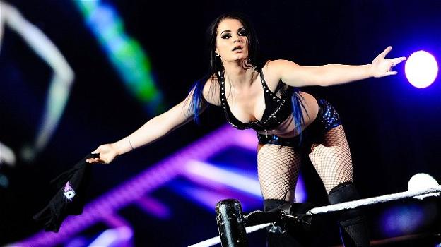 WWE, la wrestler Paige costretta al ritiro a soli 25 anni