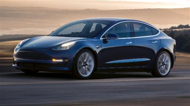 Tesla: clienti in subbuglio per lo scarso livello di finiture della Model 3