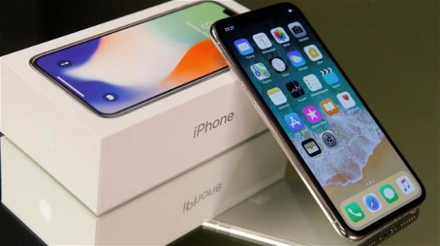 Apple, vendite in calo per l’iPhone X