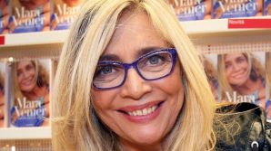 Mara Venier, l’opinionista de L’Isola dei Famosi, ha tirato una frecciatina velenosa a Francesco Monte