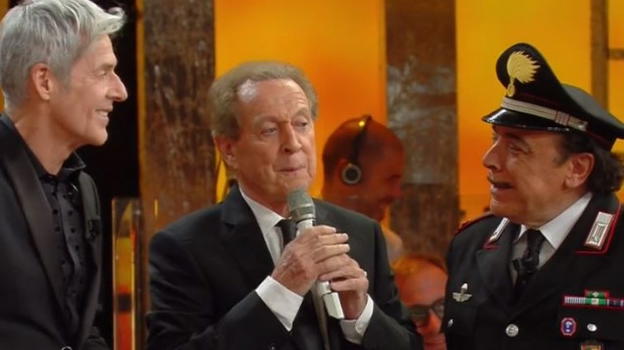 Sanremo 2018: Nino Frassica lancia una frecciatina a Barbara D’Urso