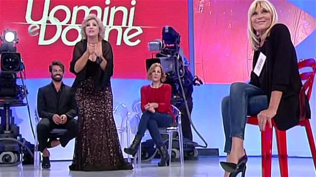 Uomini e Donne, Tina Cipollari attacca Gemma Galgani: "Sei una strega!"