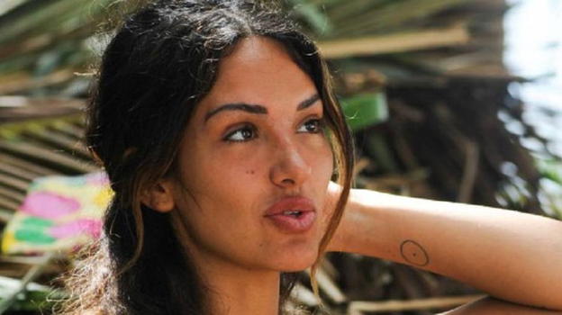 Rosa Perrotta vuole un figlio dopo L’Isola dei Famosi, la risposta social del fidanzato