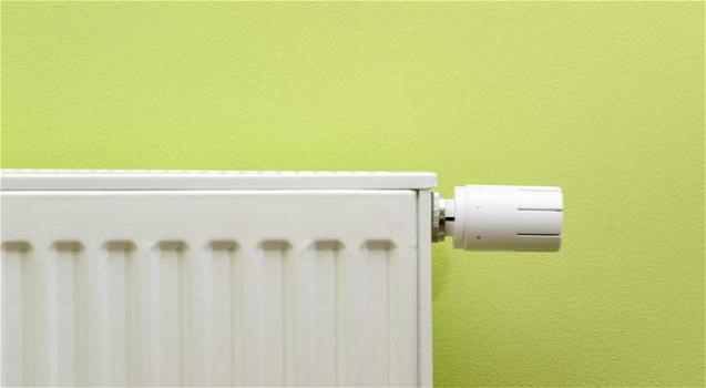 Salvagente lancia l’allarme sulle valvole dei termosifoni: paghi anche quando sono spenti