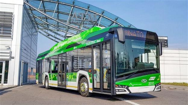 Milano si converte agli autobus elettrici, saranno 1200 entro il 2030