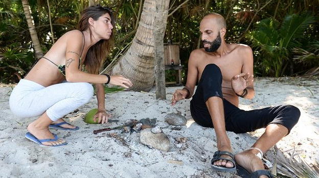 L’Isola dei Famosi, Bianca Atzei nomina Jonathan Kashanian ma lui reagisce male: "Per me è stato un tradimento"