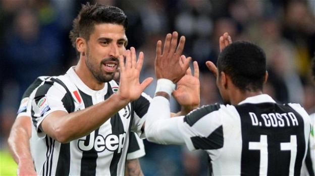 Serie A: il Milan stoppa il Napoli e la Juve va in fuga. Pari tra Lazio e Roma