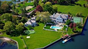 Con 45 milioni di dollari si potrà comprare quella che fu la prima villa di Trump