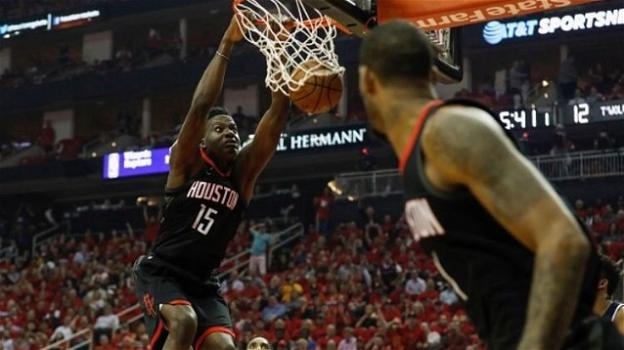NBA Playoffs, 25 aprile 2018: Rockets avanti tutta, James tiene in vita i Cavaliers