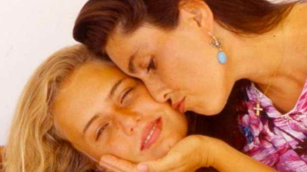 Romina Power sulla scomparsa della figlia Ylenia: “È da qualche parte, lo so”