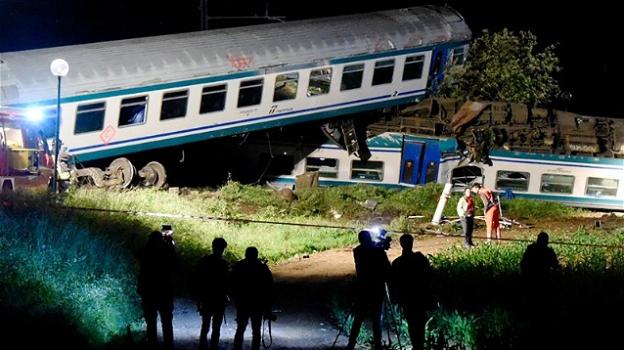 Torino, violento incidente tra treno e tir, 2 morti e 20 feriti