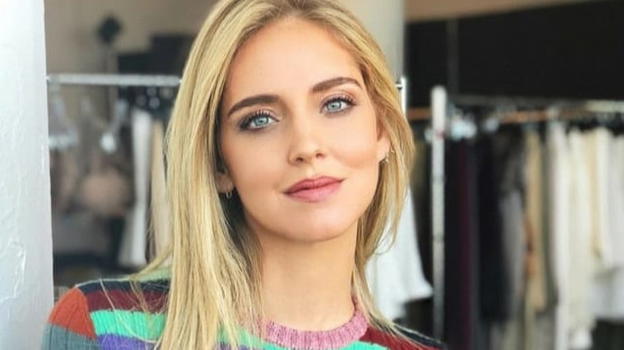 Chiara Ferragni su Instagram: "Difficile fare la mamma lavoratrice". Il web insorge