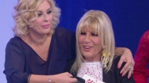 Anticipazioni Uomini e Donne: Tina e Gemma fanno pace. Giorgio Manetti lascia il programma