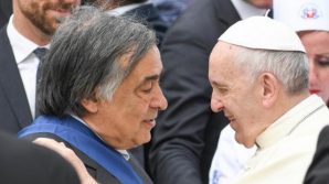 Retromarcia del sindaco Orlando sulla visita del Papa: sparisce il riferimento alla mafia