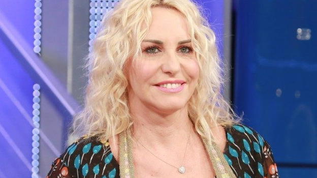 La Prova del Cuoco, l’ultima puntata di Antonella Clerici: "La vita va avanti e corre veloce"