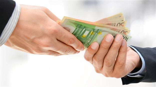 Stipendio: stop ai contanti, dal 1° luglio deve essere tracciabile