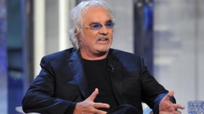 Flavio Briatore sul reddito di cittadinanza: "Al Sud stanno già sul divano"