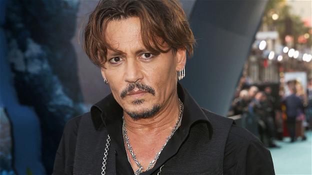 Johnny Depp confessa di aver sperperato 600 milioni di dollari