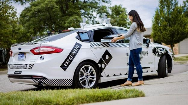 Ford testa il servizio di food delivery con veicoli a guida autonoma