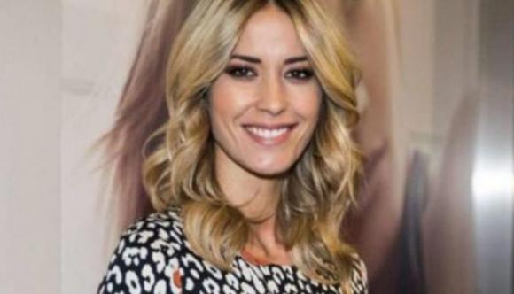 Elena Santarelli insulti pesanti sui social: “Tuo figlio è in ospedale e tu ti diverti?”
