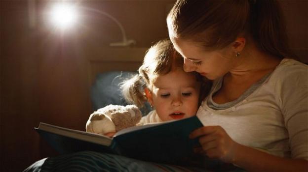 La lettura può conciliare il sonno anche dei più piccoli