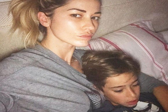 Elena Santarelli, il tumore di Giacomo e quante possibilità ha di salvarsi: “Una pugnalata. Ho pianto in silenzio”