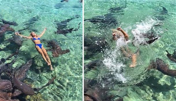 In cerca della foto perfetta per Instagram: influencer attaccata da uno squalo