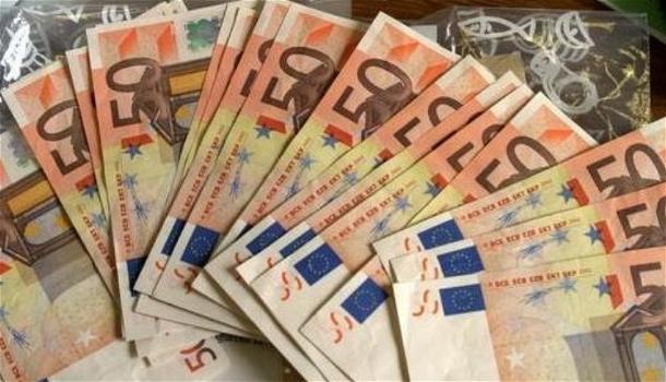 Pensionata trova busta con oltre mille euro e la porta in questura