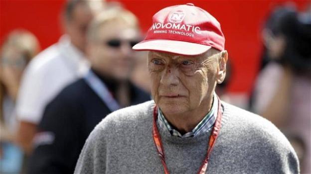 Niki Lauda è stato sottoposto al trapianto di polmone: ora versa in gravissime condizioni