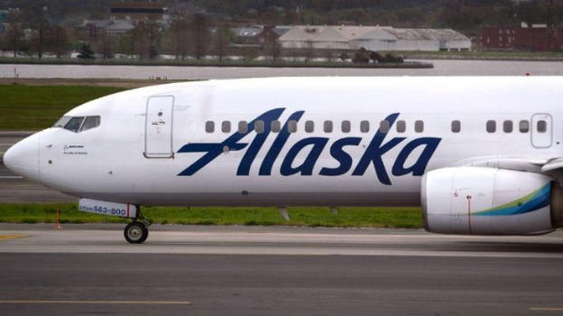 USA: coppia gay è stata divisa sull’aereo per lasciare spazio a due eterosessuali