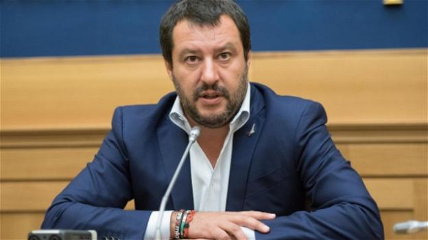 Il web inferocito accusa Salvini per la tragedia dei migranti: "Vergognati per te i braccianti son vittime di serie B"
