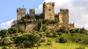 In Irlanda è stato messo in vendita il castello della serie tv