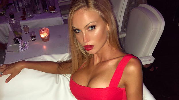Taylor Mega al Grande Fratello Vip: la fidanzata di Flavio Briatore potrebbe varcare la porta rossa