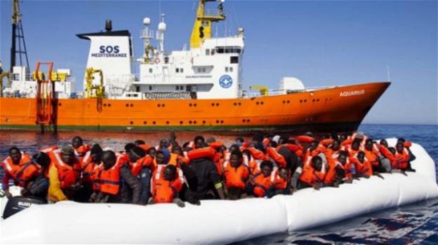 La nave Aquarius riprende la ricerca degli immigrati. Salvini avverte: “In Italia non approderete”