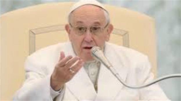 Papa Francesco grida "no" all’aborto: "è come affittare un sicario"