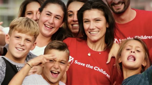 "Promettimi": significato del nuovo singolo di Elisa, diventata ambasciatrice Save the Children