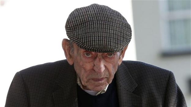 Irlanda, niente carcere per un pedofilo 86enne: è troppo anziano