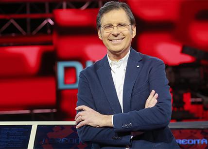 Carlo Conti in lacrime a L’intervista, Fabrizio Frizzi e sua madre: “Sarei potuto morire a causa di….”