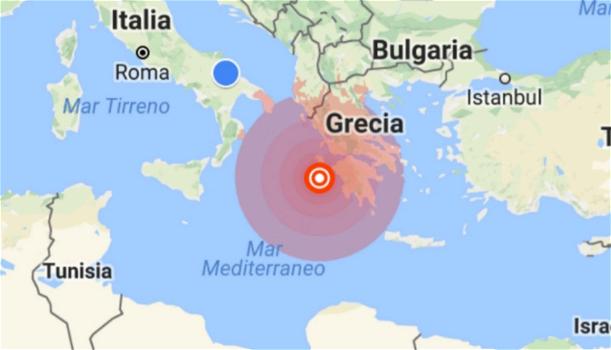 Violenta scossa di terremoto avvertita nel Sud Italia: “Allerta tsunami, evitare spiagge”