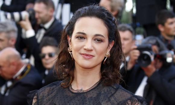 Asia Argento in lacrime a Non è l’Arena: “Bennett mi ha fatto pena. È un’anima persa. Vorrei tornare a X Factor”