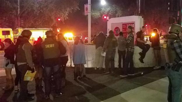 Sparatoria in un pub a Los Angeles: dodici vittime, ucciso l’omicida