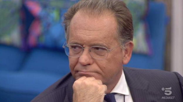 Alessandro Cecchi Paone parla del Grande Fratello Vip 3 e svela: "Chiamato per interpretare un personaggio"