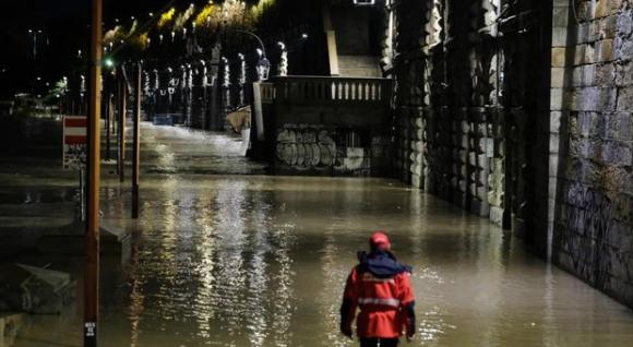 Allerta Meteo, paura al Nord per la piena del Po: ecco le zone più a rischio