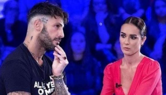 Fabrizio Corona a Verissimo, “Asia Argento è Dio”. Ilary Blasi? “Se la vedo per strada…”