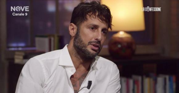 Fabrizio Corona a Verissimo, “Asia Argento è Dio”. Ilary Blasi? “Se la vedo per strada…”