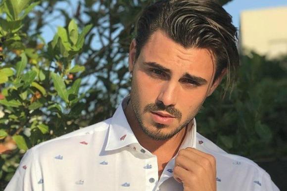 Fabrizio Corona spara a zero su Francesco Monte, quel messaggio scandaloso alla Provvedi: “Piccolina, oggi ci…”