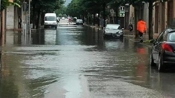 Allerta Meteo, paura al Nord per la piena del Po: ecco le zone più a rischio