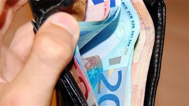 Salerno, perde portafoglio con 1.000 euro: un anonimo lo restituisce intatto