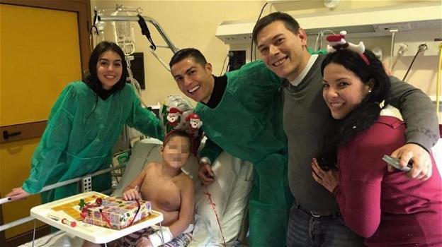 Cristiano Ronaldo, un vero campione: visita ai bambini dell’Ospedale Regina Margherita di Torino